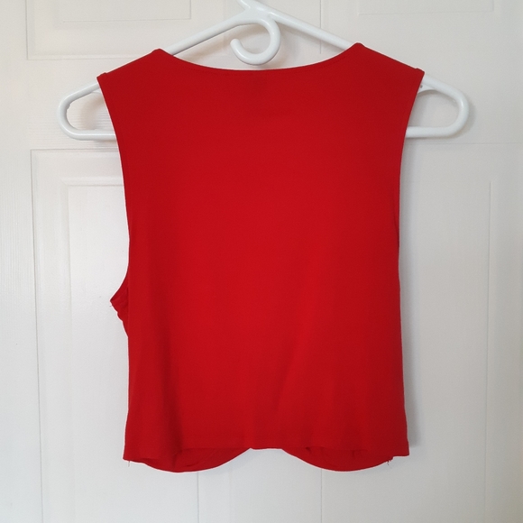 Red Cropped Tank Top - Picture 5 of 6